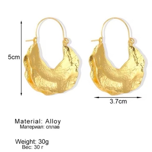 Zara Gold Crescent Hoop Earrings - Picture 4 of 11